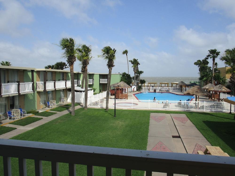 Quality Inn & Suites On The Beach Корпъс Кристи Екстериор снимка
