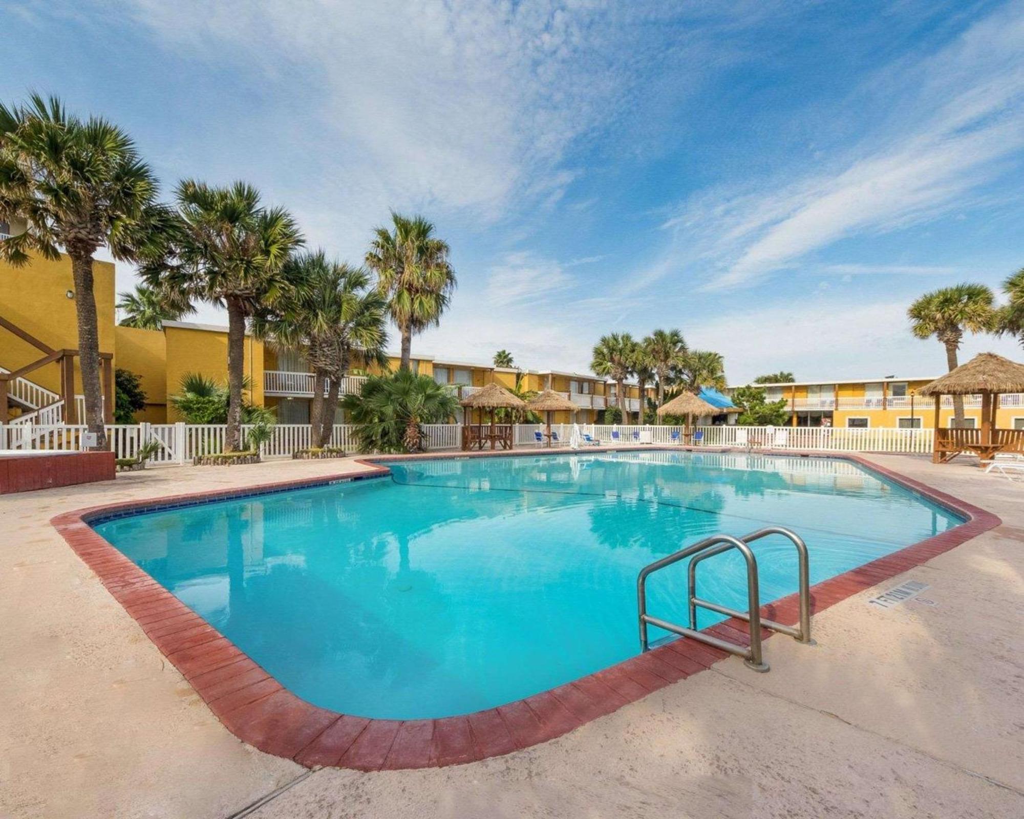 Quality Inn & Suites On The Beach Корпъс Кристи Екстериор снимка